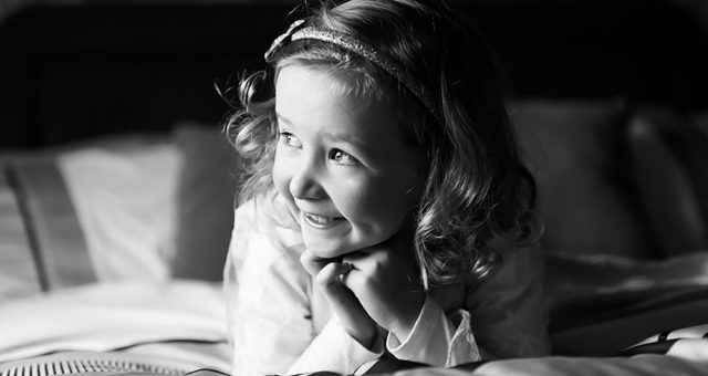Relaxed kids portraiture session