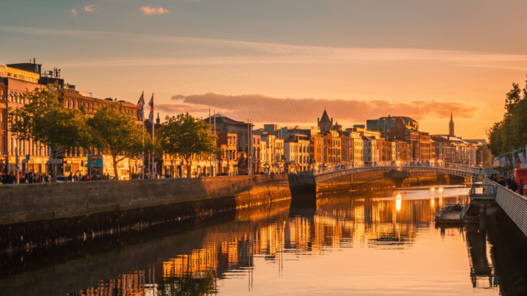 Read more about the article 10 Best Architectural Backdrops in Dublin for Lifestyle Portraits